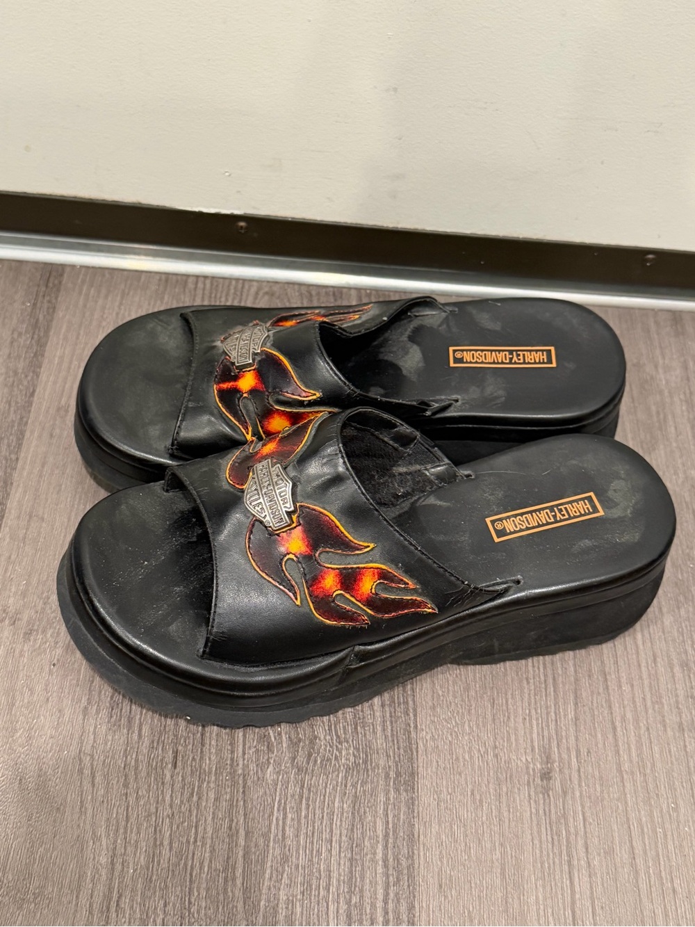 Y2K Harley Davison flames platform sandals women’s size 7 chunky 2000s